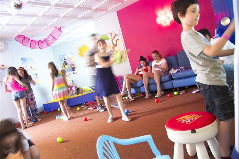 Fabilia Family Hotel Milano Marittima Kültér fotó