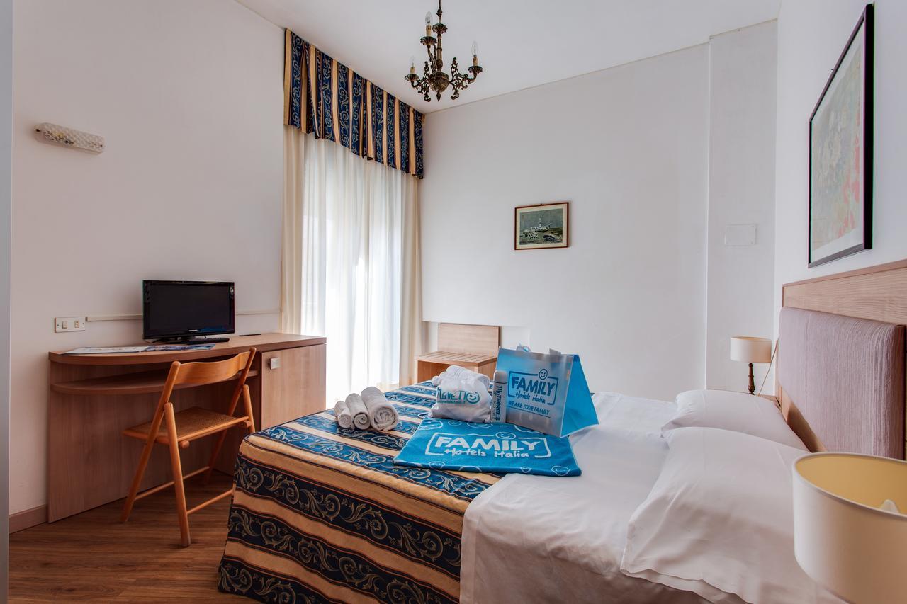 Fabilia Family Hotel Milano Marittima Kültér fotó
