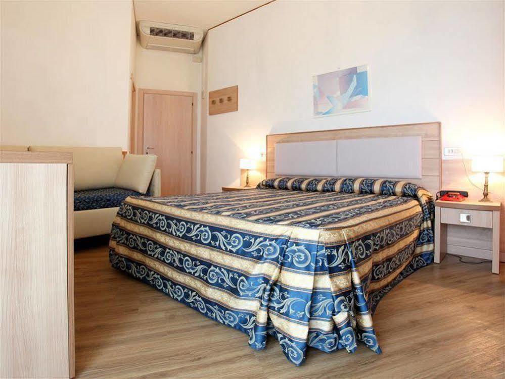 Fabilia Family Hotel Milano Marittima Kültér fotó