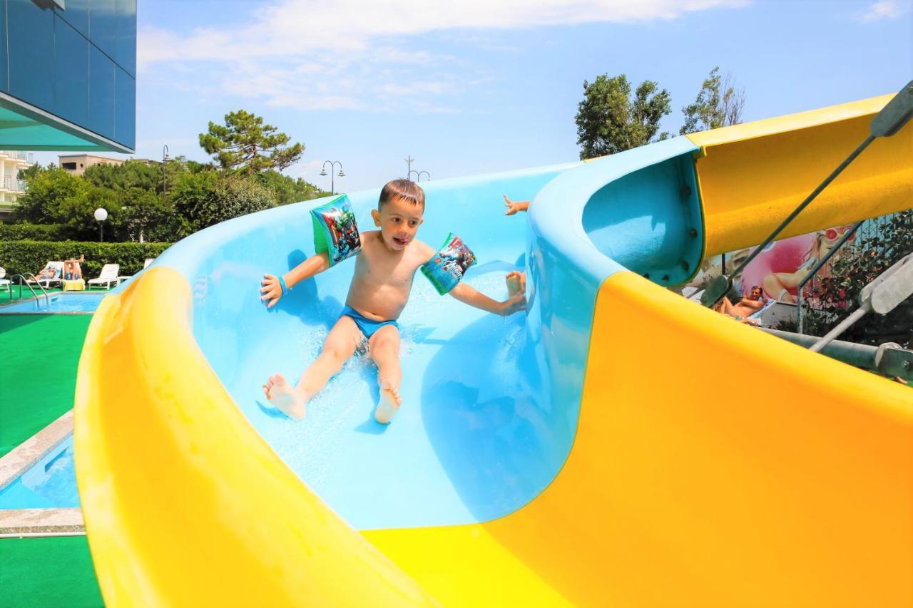 Fabilia Family Hotel Milano Marittima Kültér fotó