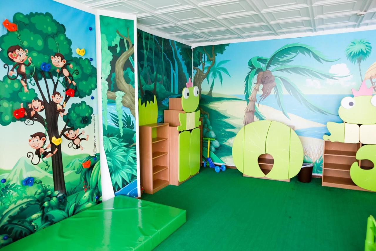 Fabilia Family Hotel Milano Marittima Kültér fotó