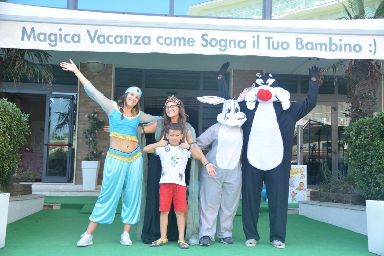 Fabilia Family Hotel Milano Marittima Kültér fotó